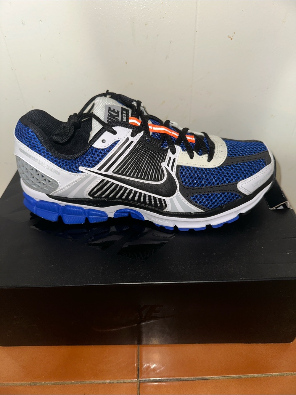 Nike Zoom Vomero 5 SE SP Blue/Black/White Lightweight Sneakers